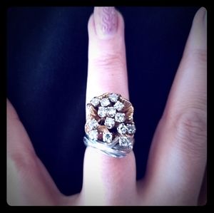 14kt White and yellow gold women's diamond ring